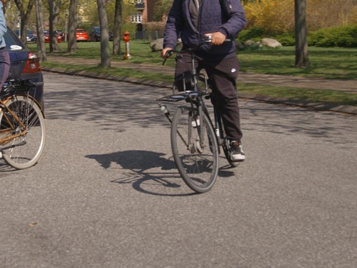 Medarbejder på cykel